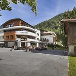 Hotell Rundeck 4*