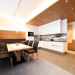 Rundeck Hotell 4*