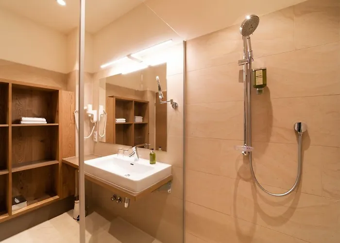 兰德克酒店 圣安东阿尔贝格