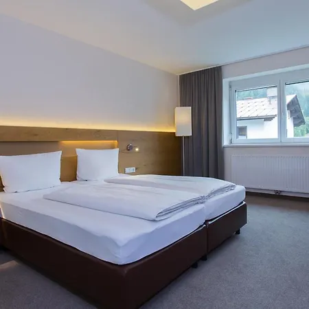 Rundeck Hotel